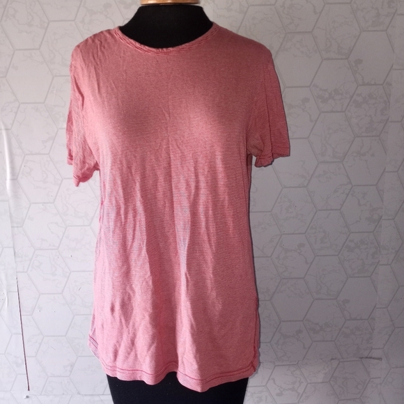 H&M red and white striped scoop neck short sleeve t-shirt - Picture 2 of 10